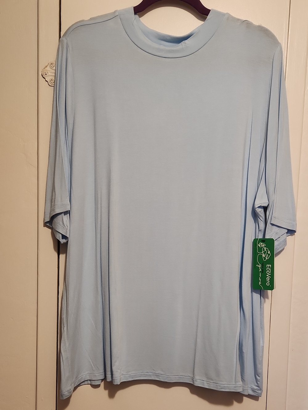 🔥Girl With Curves Women's Light Blue Short Sleeve Crew Neck Shirt With Eco Vero